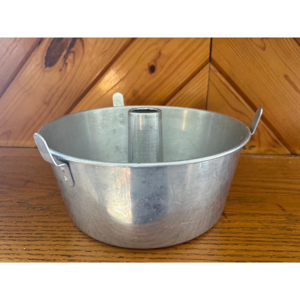 Vintage Aluminum Tube Cake Pan Angel Food Bundt 10” 3 Tab Handles